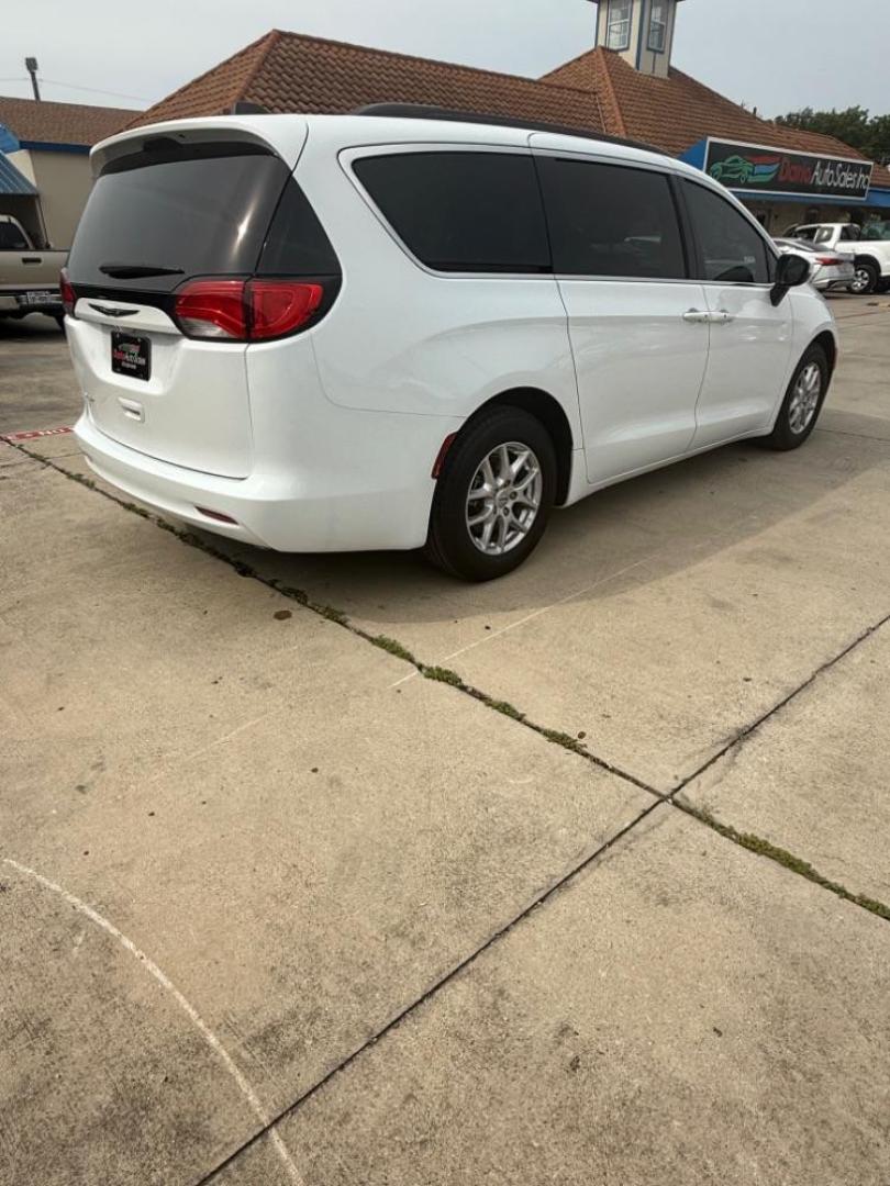 2021 White Chrysler Voyager LXI (2C4RC1DG0MR) with an 3.6L V-6 DOHC engine, located at 2401 E Main St., Grand Prairie, TX, 75050, (972) 262-4440, 32.748981, -96.969643 - Photo#9