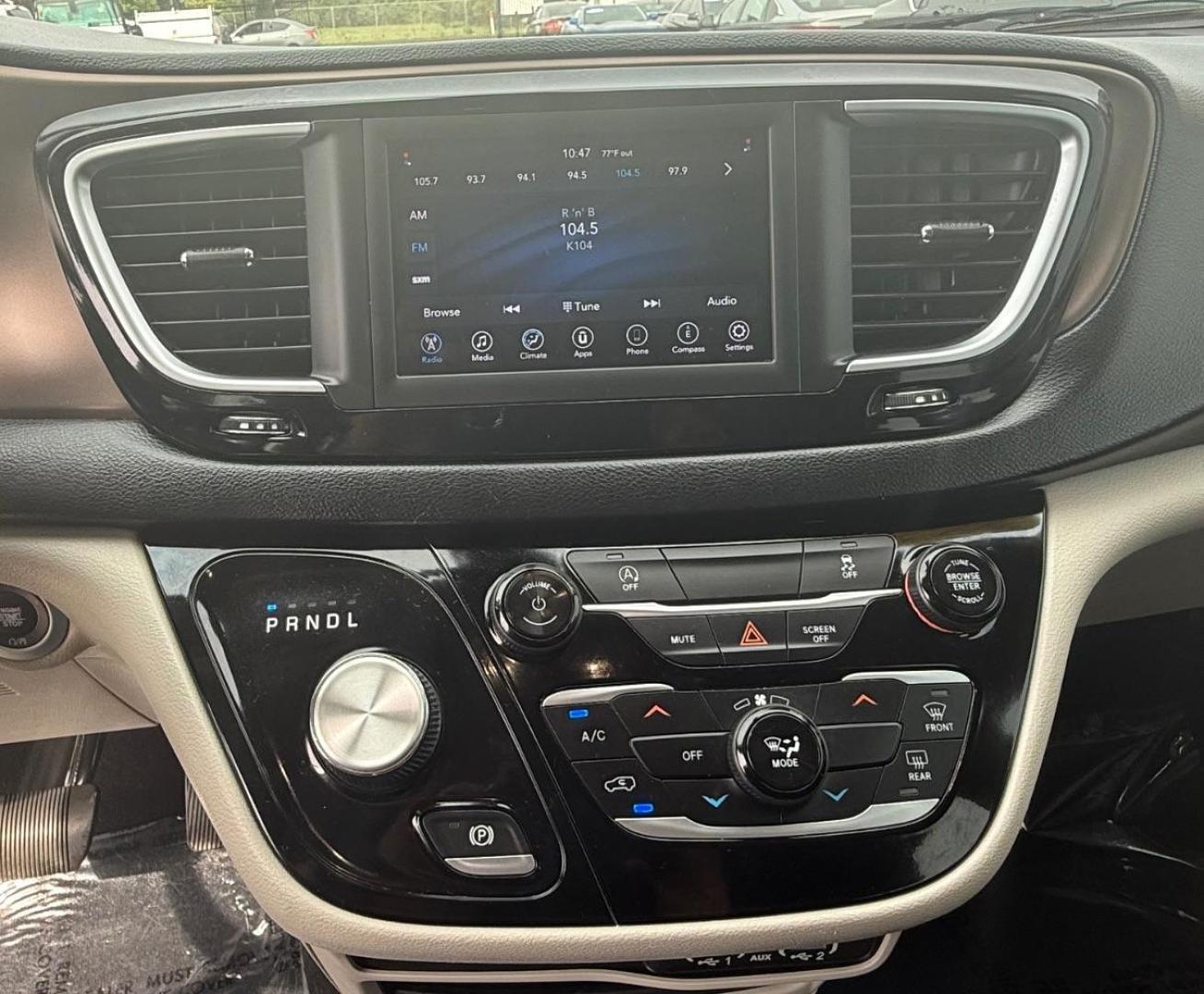 2021 White Chrysler Voyager (2C4RC1DG0MR) with an 3.6L V-6 DOHC engine, located at 2401 E Main St., Grand Prairie, TX, 75050, (972) 262-4440, 32.748981, -96.969643 - Photo#16