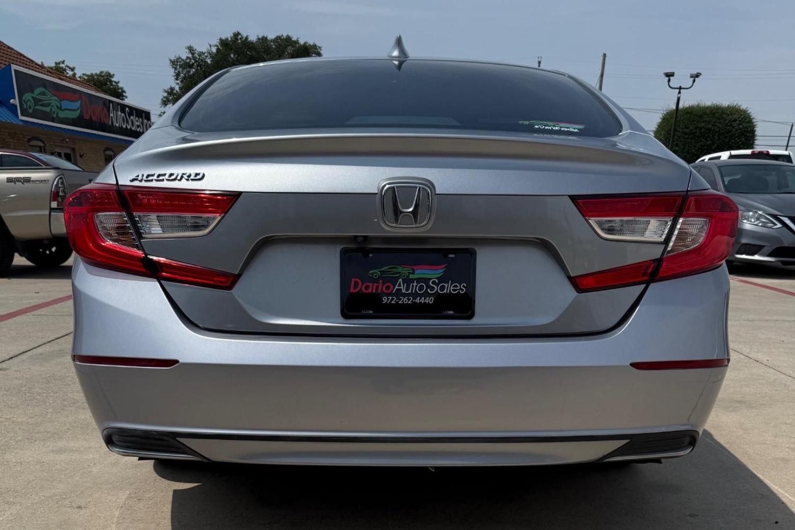 2018 Silver Honda Accord LX (1HGCV1F13JA) with an 1.5L I-4 gasoline direct injection engine, located at 2401 E Main St., Grand Prairie, TX, 75050, (972) 262-4440, 32.748981, -96.969643 - Photo#8