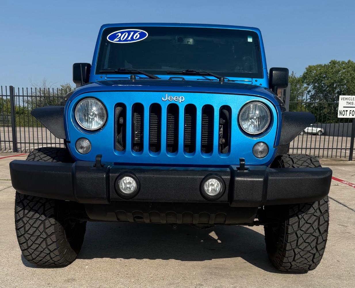 photo of 2016 Jeep Wrangler Unlimited Sport