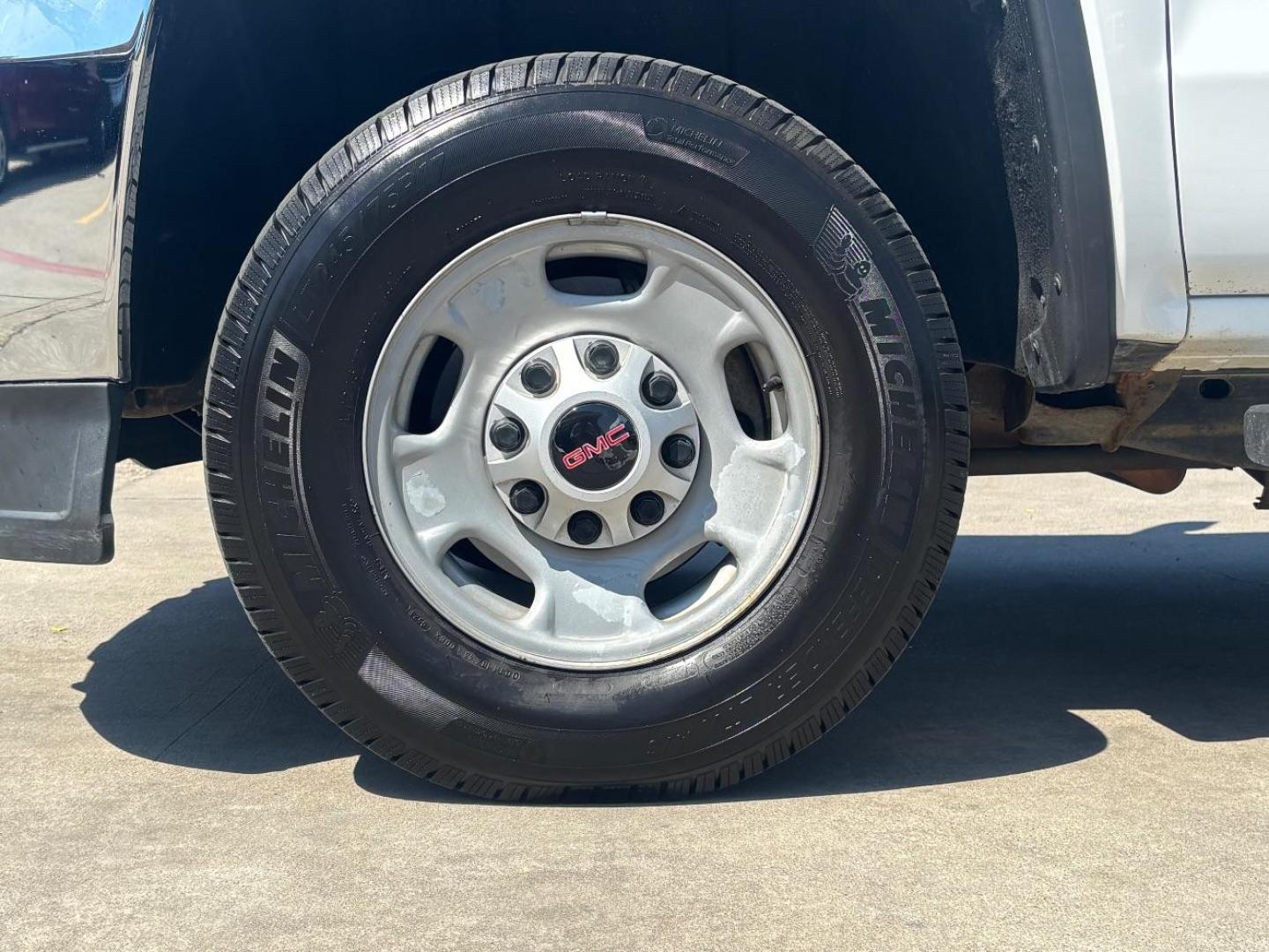 2016 White GMC Sierra 2500HD - (1GT11REG7GF) , located at 2401 E Main St., Grand Prairie, TX, 75050, (972) 262-4440, 32.748981, -96.969643 - Photo#3