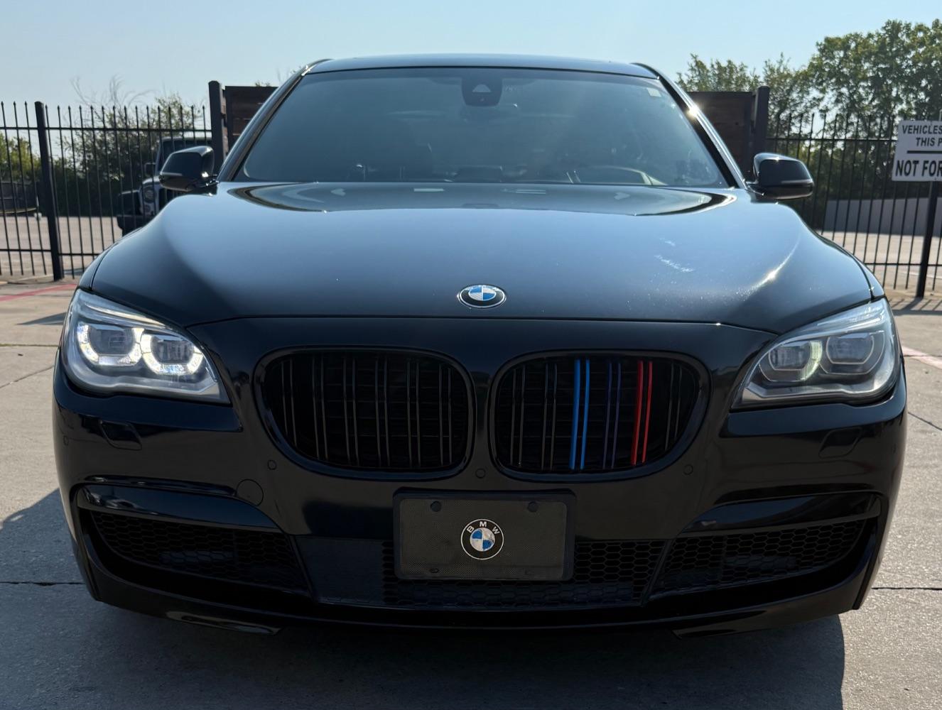 photo of 2015 BMW 750Li R