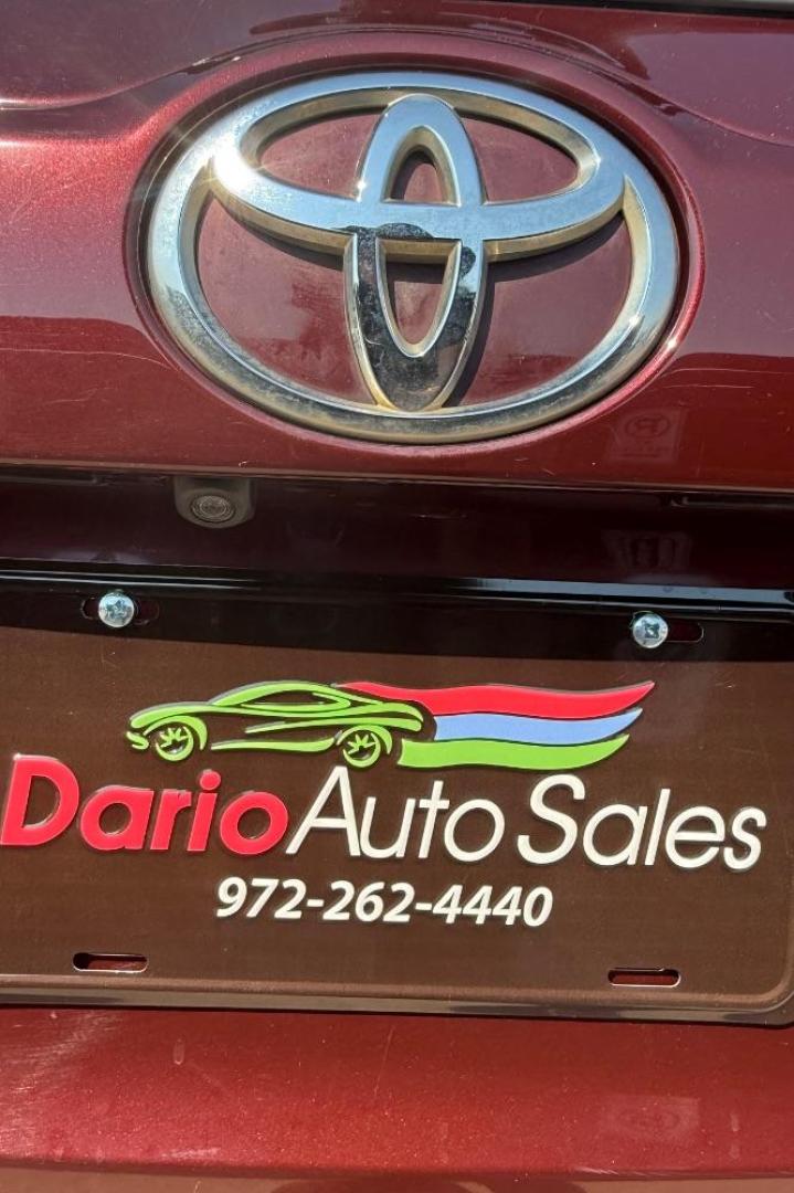 2019 Red Toyota Highlander LE (5TDZZRFHXKS) with an 3.5L V-6 port/direct injection engine, located at 2401 E Main St., Grand Prairie, TX, 75050, (972) 262-4440, 32.748981, -96.969643 - Photo#11