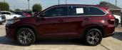 2019 Red Toyota Highlander (5TDZZRFHXKS) with an 3.5L V-6 port/direct injection engine, located at 2401 E Main St., Grand Prairie, TX, 75050, (972) 262-4440, 32.748981, -96.969643 - Photo#30