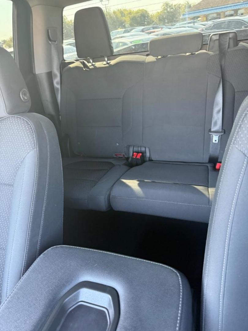 2021 Red Chevrolet Silverado 1500 2WD Crew Cab Short Bed Custom (3GCPWBEK1MG) with an 2.7L I-4 gasoline direct injection engine, located at 2401 E Main St., Grand Prairie, TX, 75050, (972) 262-4440, 32.748981, -96.969643 - Photo#20