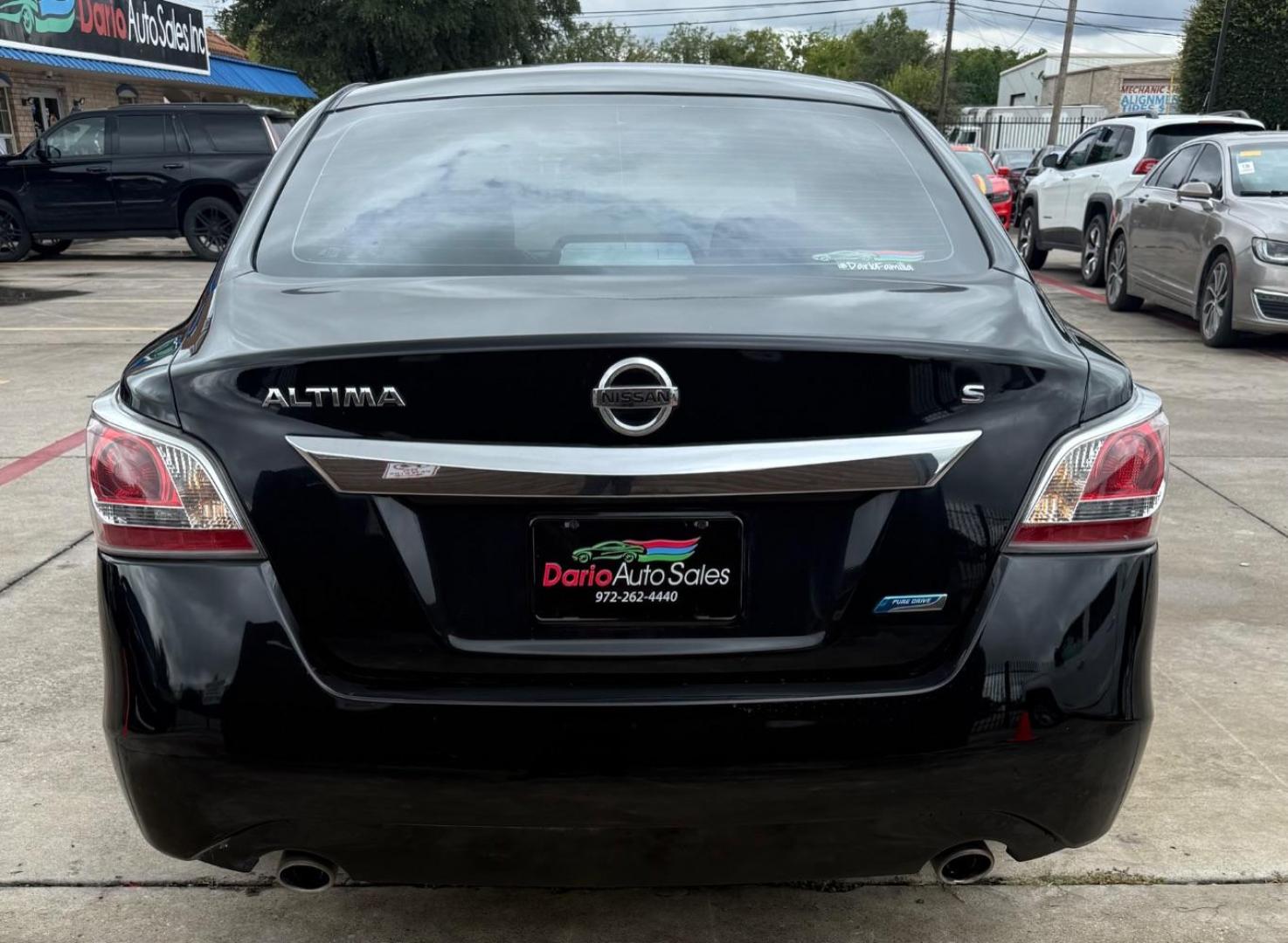2014 Black Nissan Altima 2.5 S (1N4AL3AP9EN) with an 2.5L I-4 DOHC engine, located at 2401 E Main St., Grand Prairie, TX, 75050, (972) 262-4440, 32.748981, -96.969643 - Photo#9