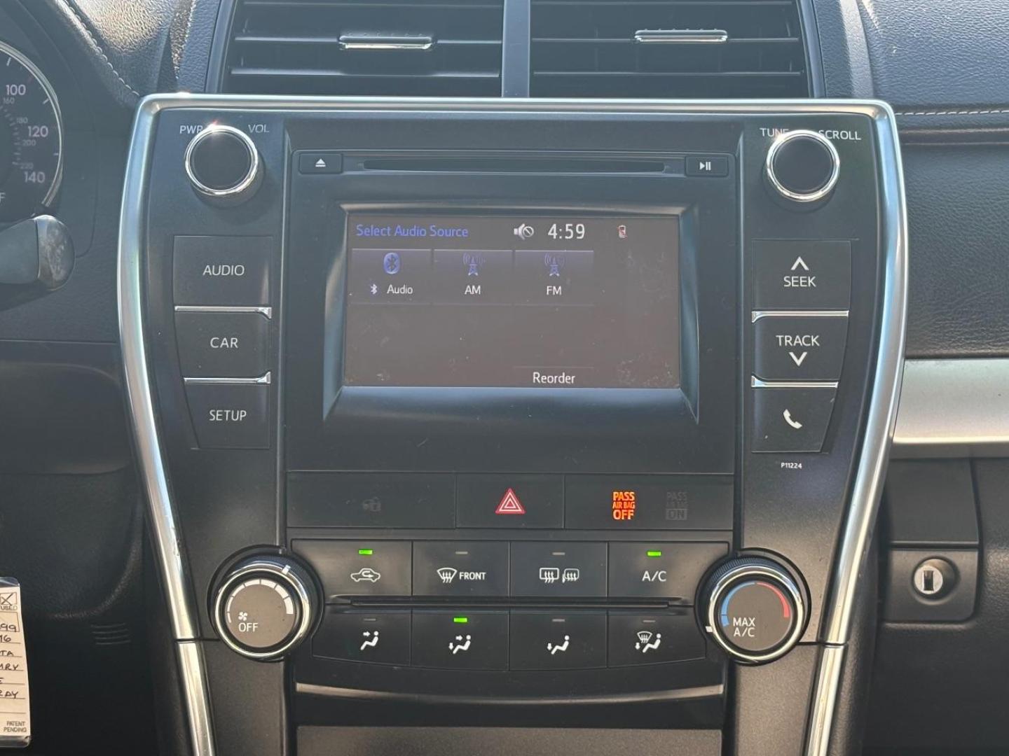 2016 Gray Toyota Camry SE (4T1BF1FK7GU) with an 2.5L I-4 DOHC engine, located at 2401 E Main St., Grand Prairie, TX, 75050, (972) 262-4440, 32.748981, -96.969643 - Photo#12