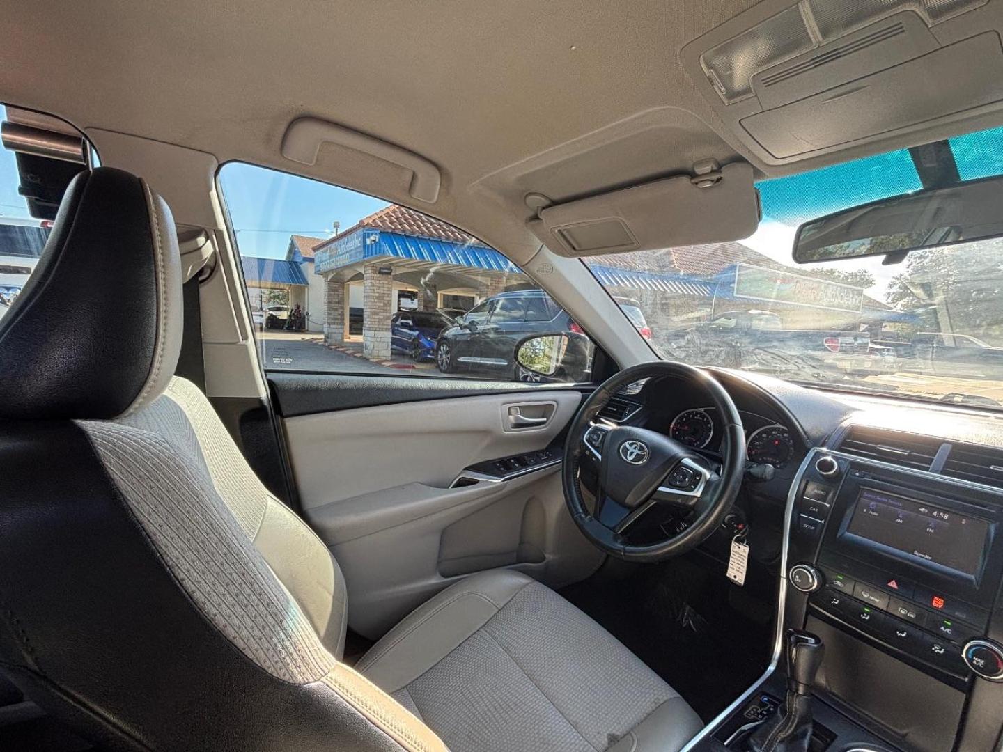 2016 Gray Toyota Camry SE (4T1BF1FK7GU) with an 2.5L I-4 DOHC engine, located at 2401 E Main St., Grand Prairie, TX, 75050, (972) 262-4440, 32.748981, -96.969643 - Photo#14