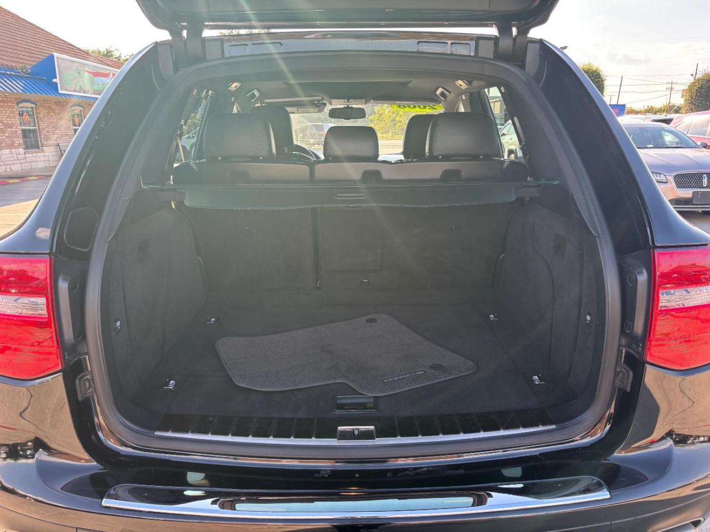 2008 Black Porsche Cayenne S (WP1AB29P68L) with an 4.8L V-8 gasoline direct injection engine, located at 2401 E Main St., Grand Prairie, TX, 75050, (972) 262-4440, 32.748981, -96.969643 - Photo#7