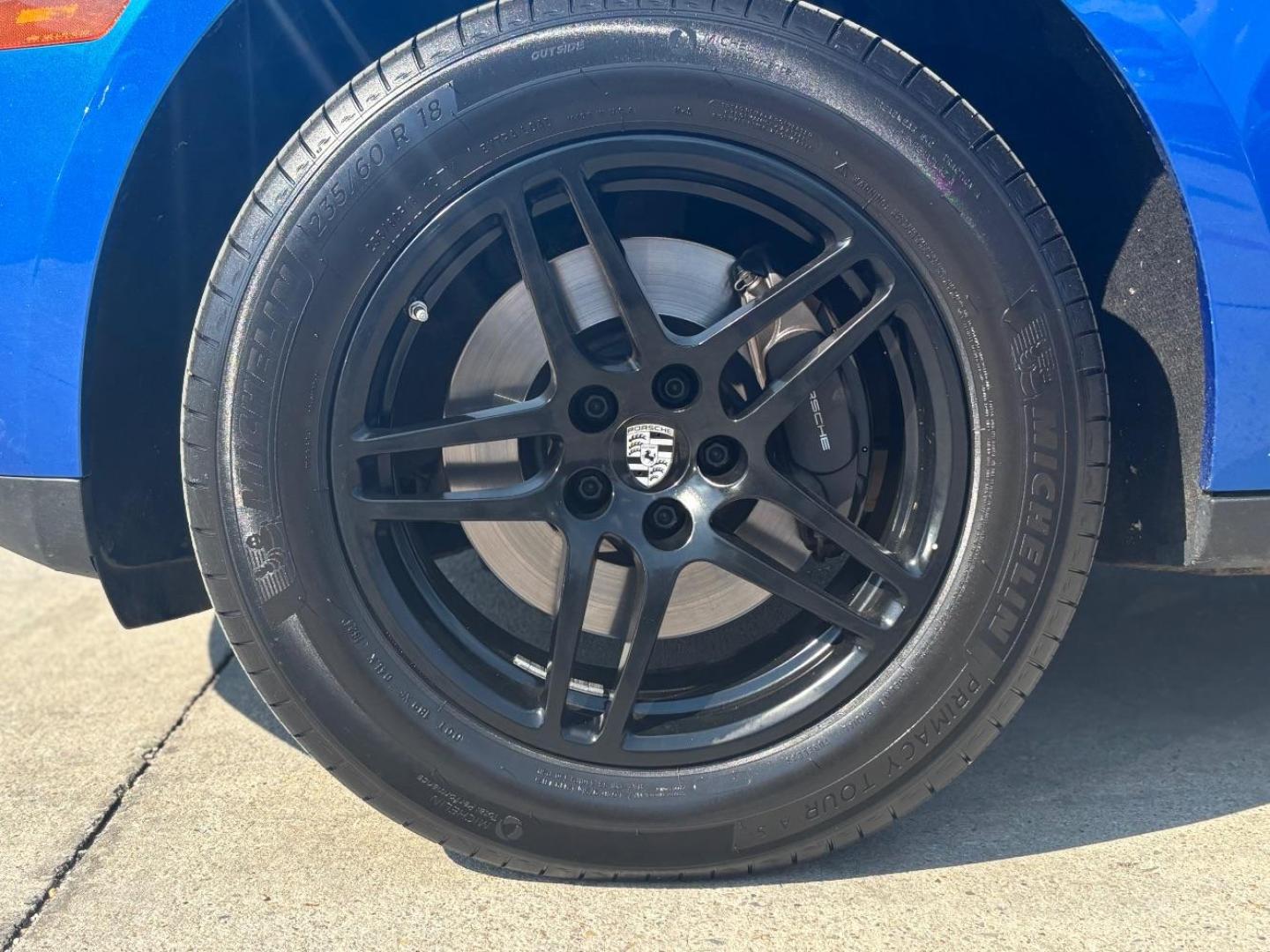 2018 Blue Porsche Macan M (WP1AA2A54JL) , located at 2401 E Main St., Grand Prairie, TX, 75050, (972) 262-4440, 32.748981, -96.969643 - Photo#4