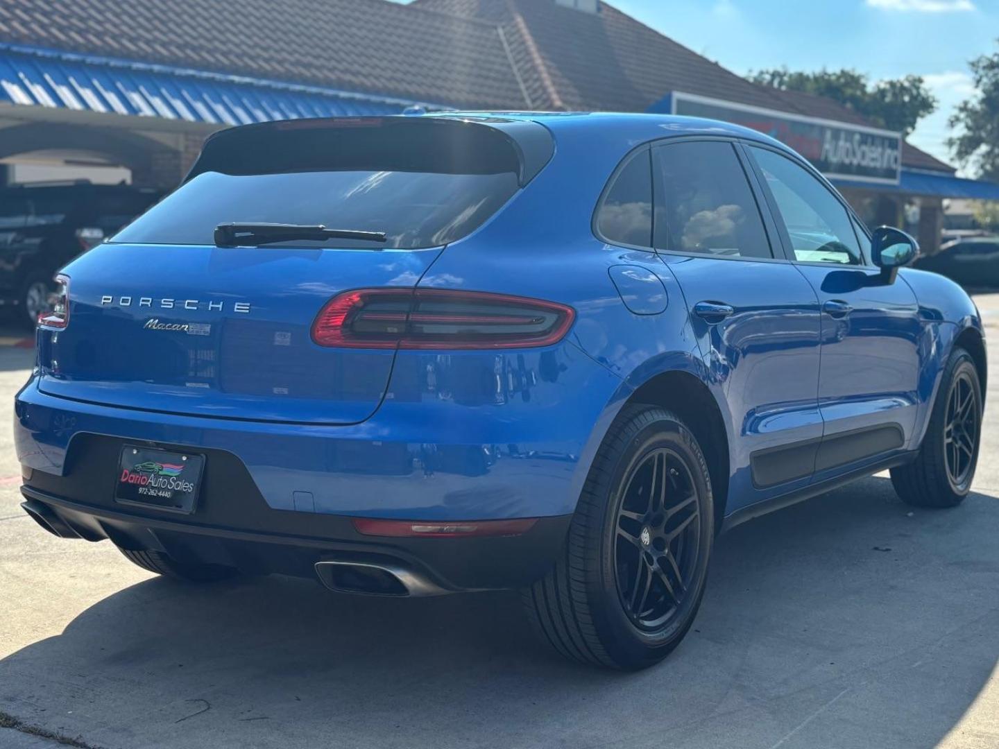 2018 Blue Porsche Macan M (WP1AA2A54JL) , located at 2401 E Main St., Grand Prairie, TX, 75050, (972) 262-4440, 32.748981, -96.969643 - Photo#8