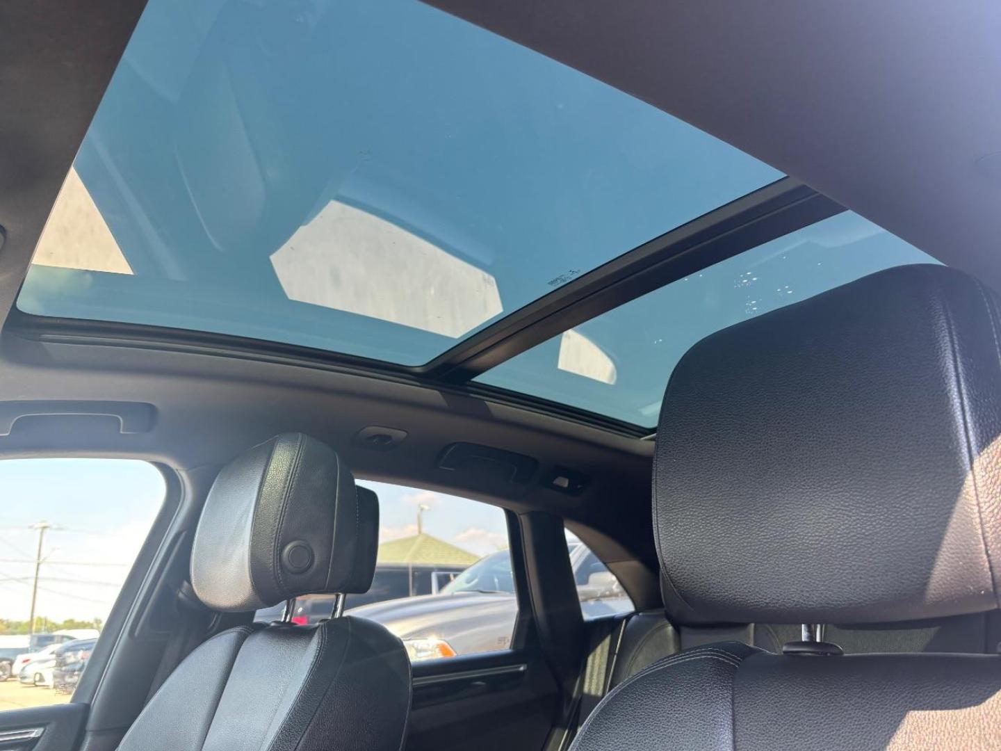 2018 Blue Porsche Macan M (WP1AA2A54JL) , located at 2401 E Main St., Grand Prairie, TX, 75050, (972) 262-4440, 32.748981, -96.969643 - Photo#14