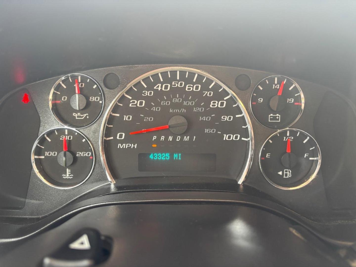 2017 White GMC Savana 2500 Work Van (1GTW7AFF3H1) , located at 2401 E Main St., Grand Prairie, TX, 75050, (972) 262-4440, 32.748981, -96.969643 - Photo#12