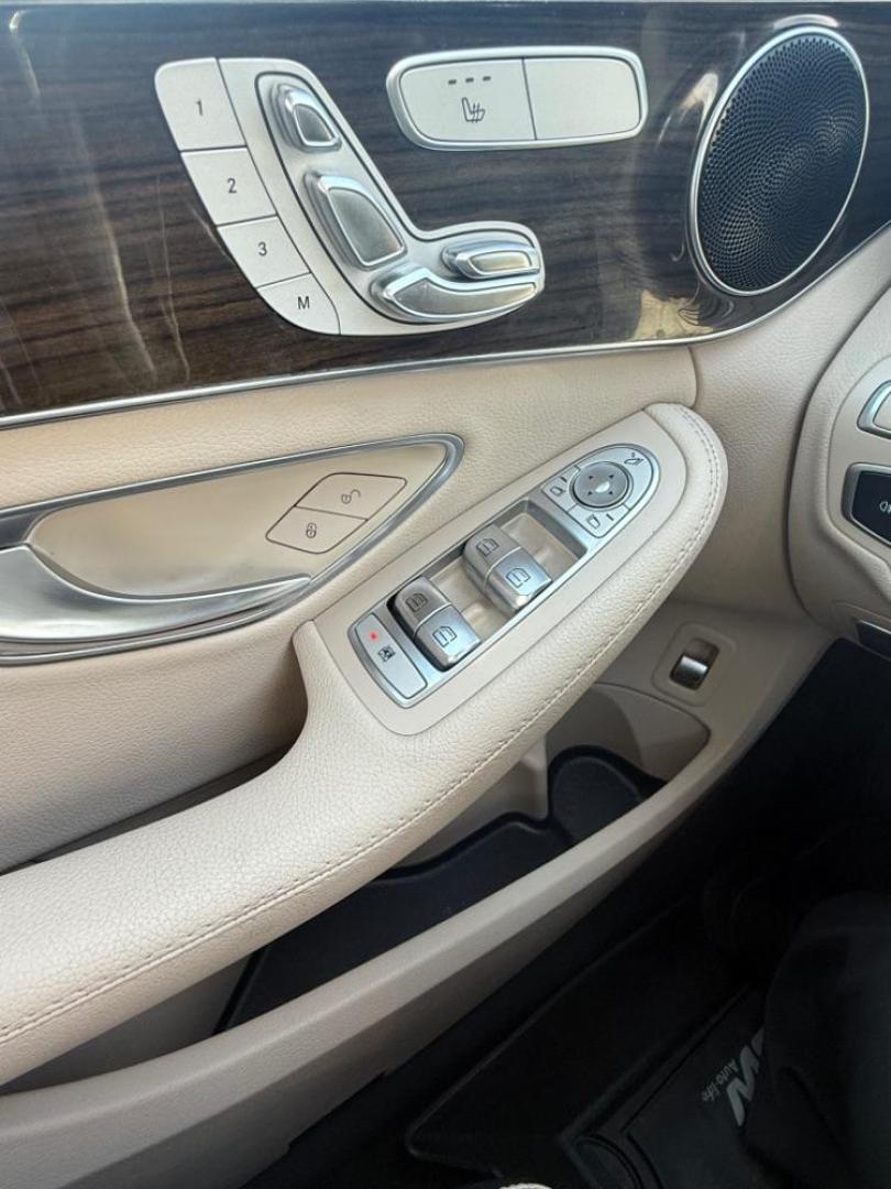 2019 White Mercedes-Benz C 300 s (55SWF8DB5KU) , located at 2401 E Main St., Grand Prairie, TX, 75050, (972) 262-4440, 32.748981, -96.969643 - Photo#24