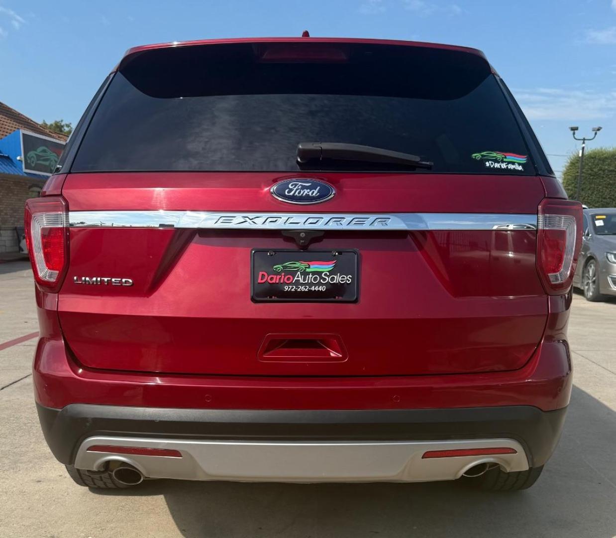 2017 Red Ford Explorer Limited (1FM5K7F81HG) with an EcoBoost 2.3L I-4 gasoline direct injection engine, located at 2401 E Main St., Grand Prairie, TX, 75050, (972) 262-4440, 32.748981, -96.969643 - Photo#9