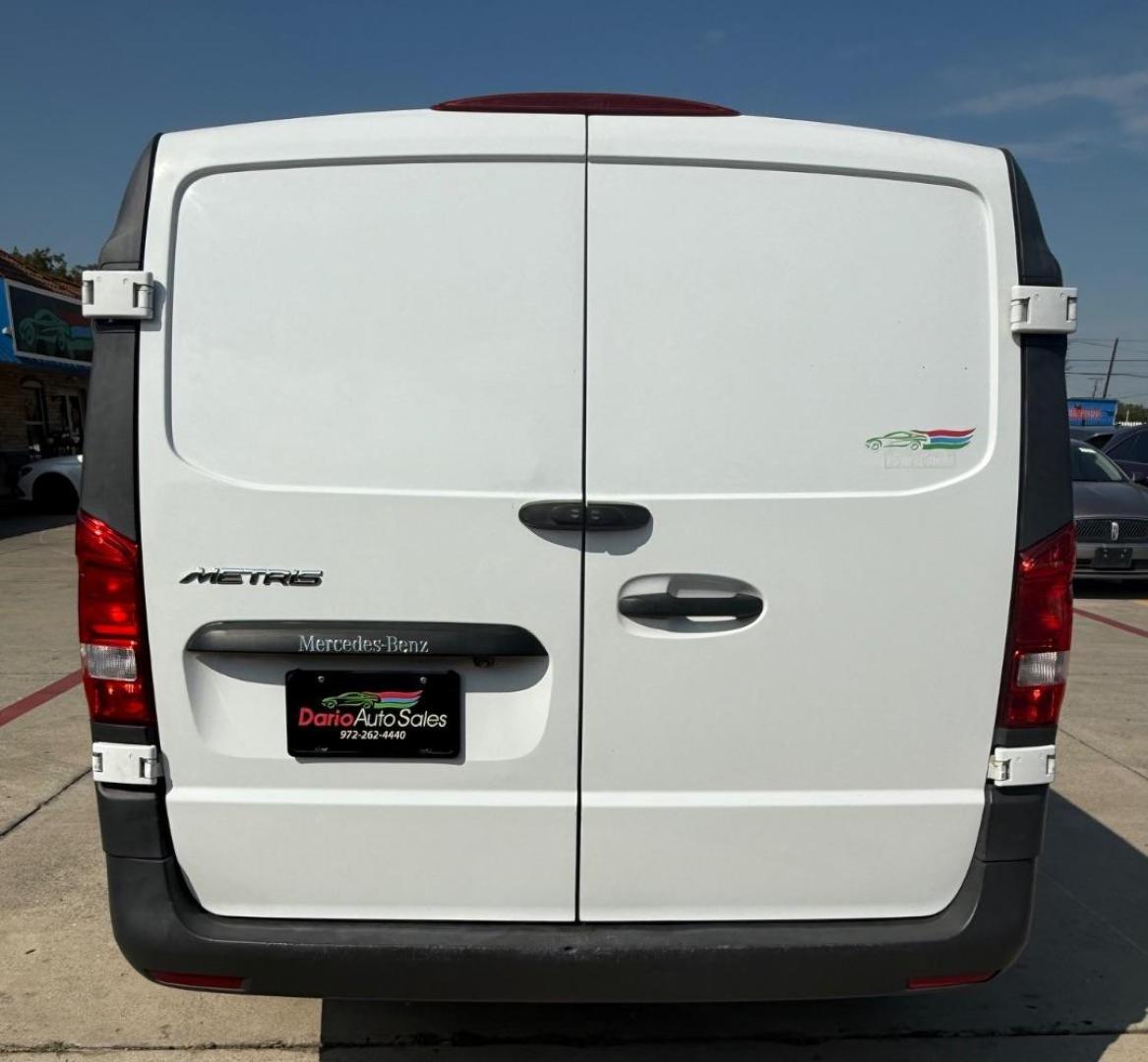 2020 White Mercedes-Benz Metris (WD3PG3EA8L3) with an 2.0L I4 engine, located at 2401 E Main St., Grand Prairie, TX, 75050, (972) 262-4440, 32.748981, -96.969643 - Photo#3