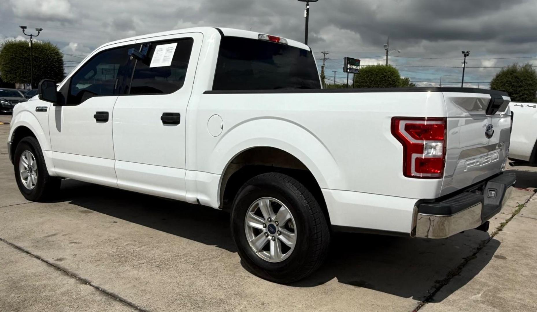 2019 White Ford F-150 XLT (1FTEW1C50KF) , located at 2401 E Main St., Grand Prairie, TX, 75050, (972) 262-4440, 32.748981, -96.969643 - Photo#6