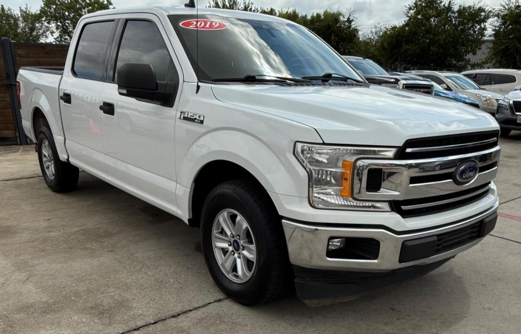 2019 White Ford F-150 XLT (1FTEW1C50KF) , located at 2401 E Main St., Grand Prairie, TX, 75050, (972) 262-4440, 32.748981, -96.969643 - Photo#16
