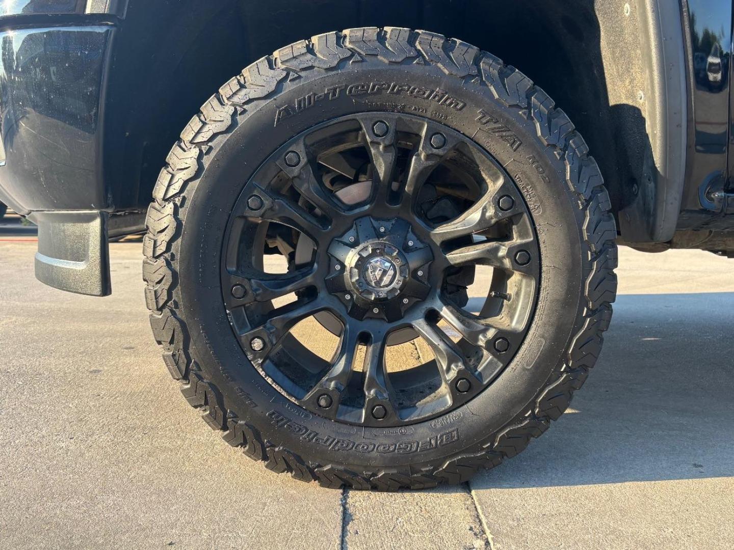 2014 Black GMC Sierra 1500 Denali (3GTU2WEJ5EG) , located at 2401 E Main St., Grand Prairie, TX, 75050, (972) 262-4440, 32.748981, -96.969643 - Photo#3