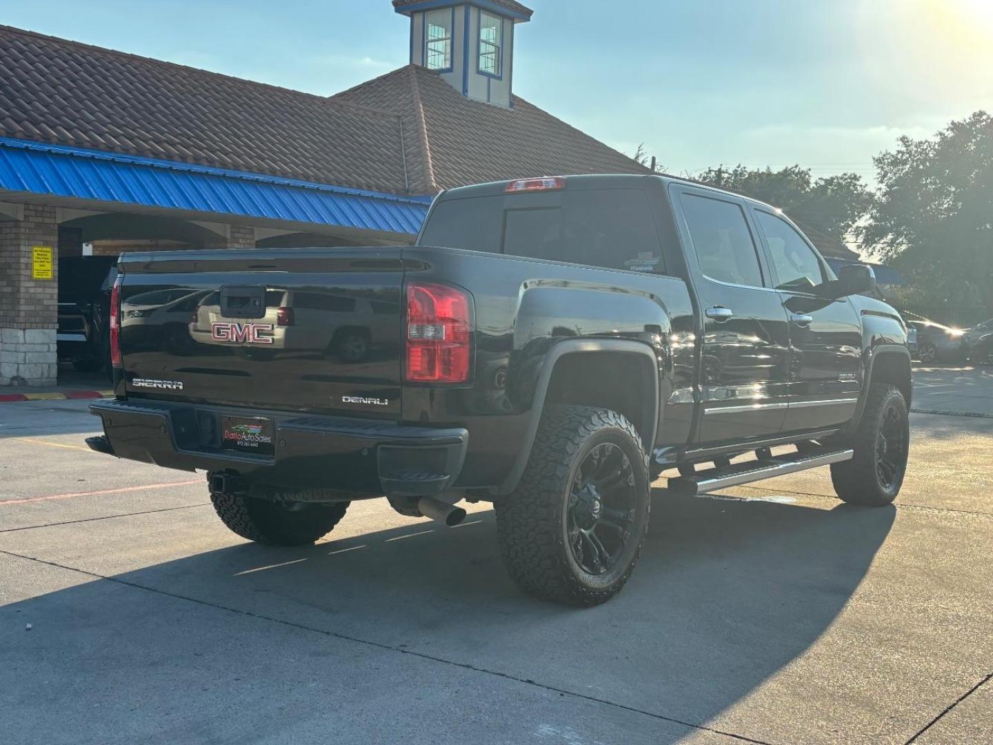 2014 Black GMC Sierra 1500 Denali (3GTU2WEJ5EG) , located at 2401 E Main St., Grand Prairie, TX, 75050, (972) 262-4440, 32.748981, -96.969643 - Photo#7