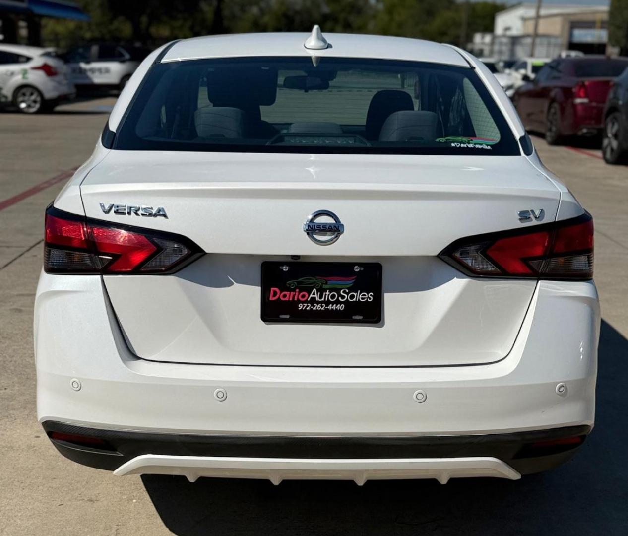2021 WHITE Nissan Versa SV Xtronic CVT (3N1CN8EV7ML) with an 1.6L I-4 DOHC engine, located at 2401 E Main St., Grand Prairie, TX, 75050, (972) 262-4440, 32.748981, -96.969643 - Photo#10