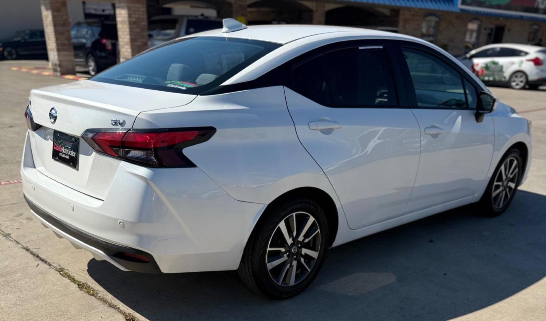 2021 WHITE Nissan Versa SV Xtronic CVT (3N1CN8EV7ML) with an 1.6L I-4 DOHC engine, located at 2401 E Main St., Grand Prairie, TX, 75050, (972) 262-4440, 32.748981, -96.969643 - Photo#13