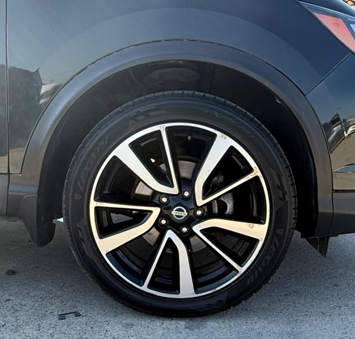 2018 Black Nissan Rogue Sport SL (JN1BJ1CP9JW) with an 2L I-4 gasoline direct injection engine, located at 2401 E Main St., Grand Prairie, TX, 75050, (972) 262-4440, 32.748981, -96.969643 - Photo#17