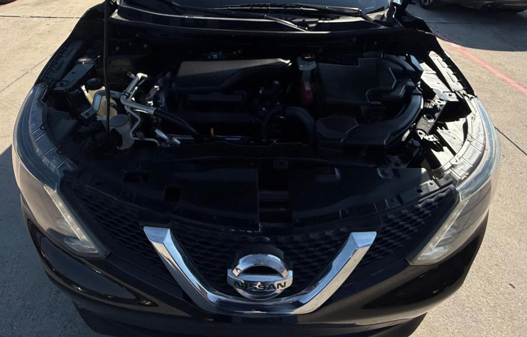 2018 Black Nissan Rogue Sport SL (JN1BJ1CP9JW) with an 2L I-4 gasoline direct injection engine, located at 2401 E Main St., Grand Prairie, TX, 75050, (972) 262-4440, 32.748981, -96.969643 - Photo#32