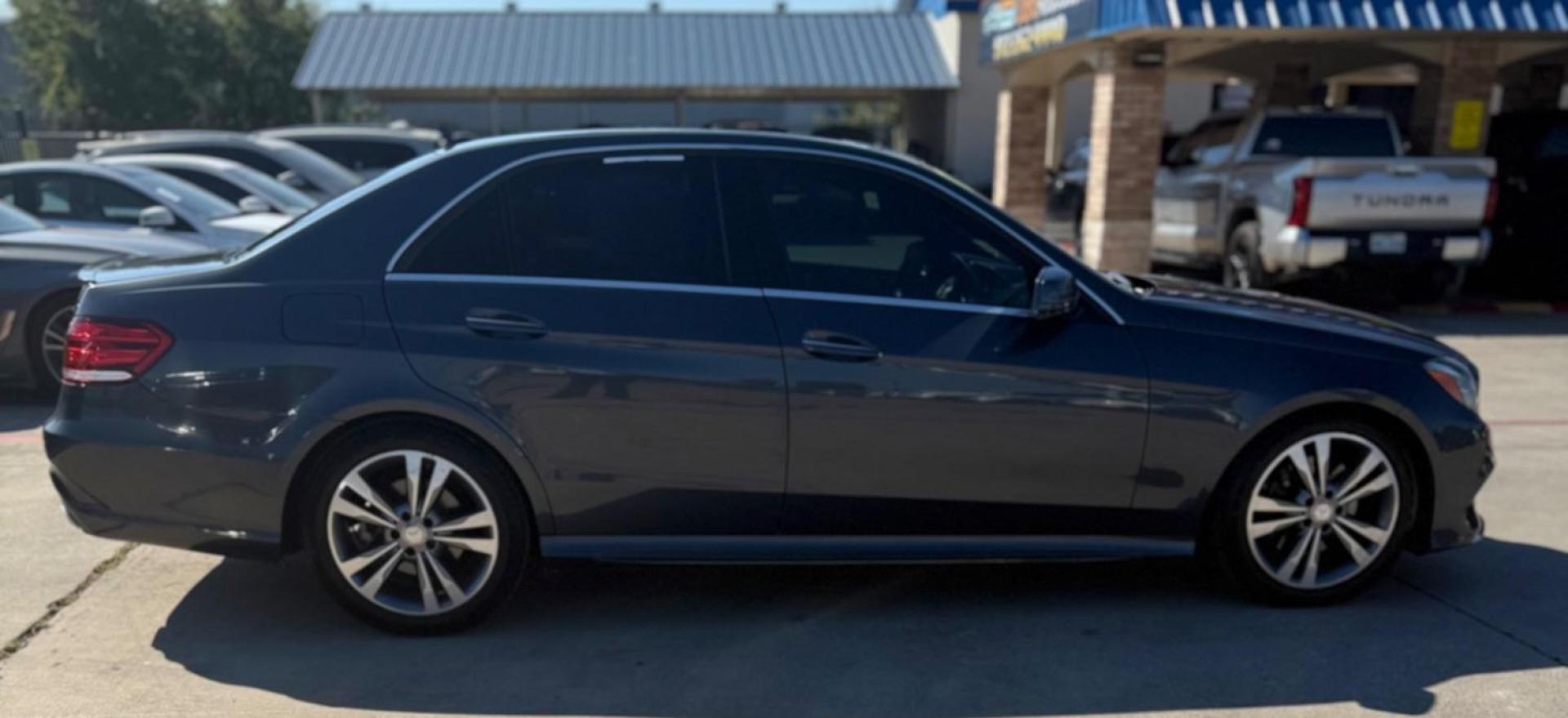 2016 Gray Mercedes-Benz E 350 E (WDDHF5KB1GB) with an 3.5L engine, located at 2401 E Main St., Grand Prairie, TX, 75050, (972) 262-4440, 32.748981, -96.969643 - Photo#23