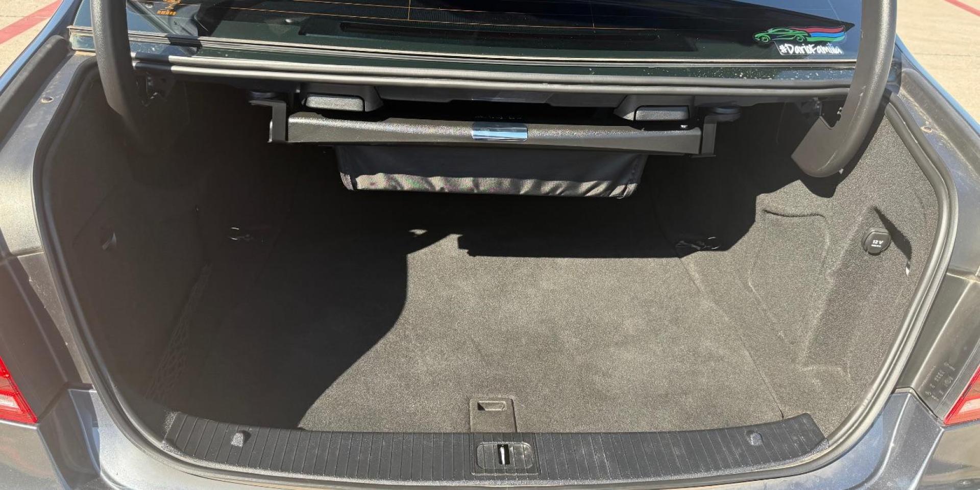 2016 Gray Mercedes-Benz E 350 E (WDDHF5KB1GB) with an 3.5L engine, located at 2401 E Main St., Grand Prairie, TX, 75050, (972) 262-4440, 32.748981, -96.969643 - Photo#30