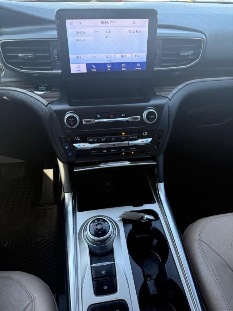 2020 White Ford Explorer Limited (1FMSK7FH9LG) , located at 2401 E Main St., Grand Prairie, TX, 75050, (972) 262-4440, 32.748981, -96.969643 - Photo#23
