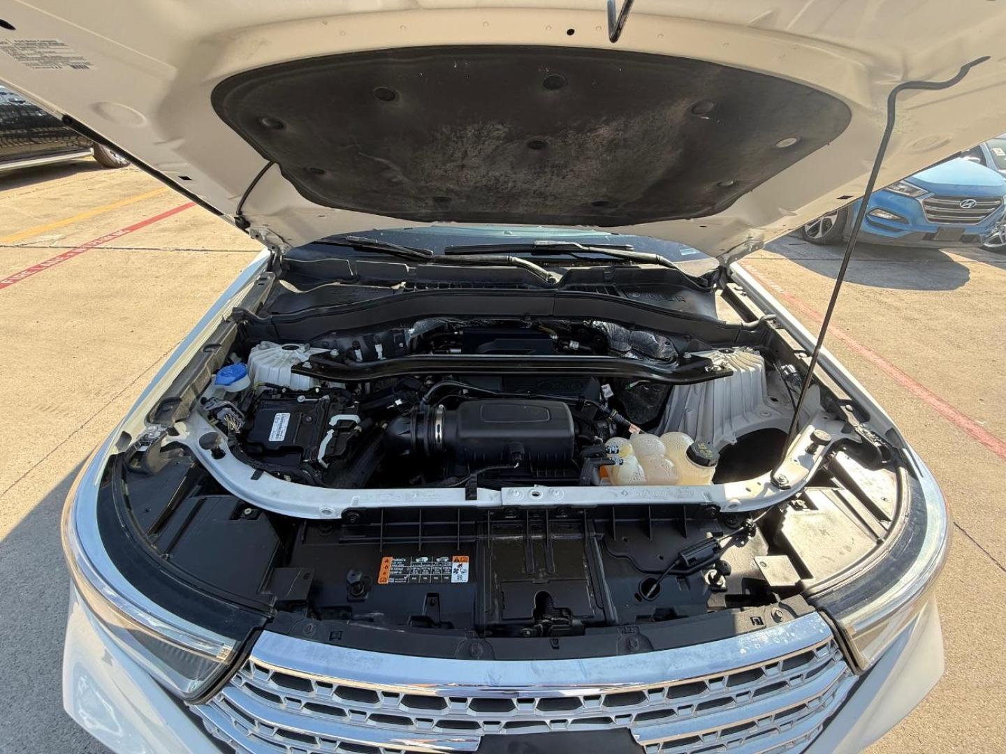 2020 White Ford Explorer Limited (1FMSK7FH9LG) , located at 2401 E Main St., Grand Prairie, TX, 75050, (972) 262-4440, 32.748981, -96.969643 - Photo#36
