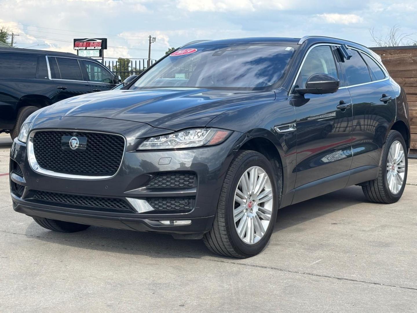 2019 Gray Jaguar F-PACE 30t Portfolio (SADCN2GX9KA) with an Ingenium 2L I-4 gasoline direct injection engine, located at 2401 E Main St., Grand Prairie, TX, 75050, (972) 262-4440, 32.748981, -96.969643 - Photo#2