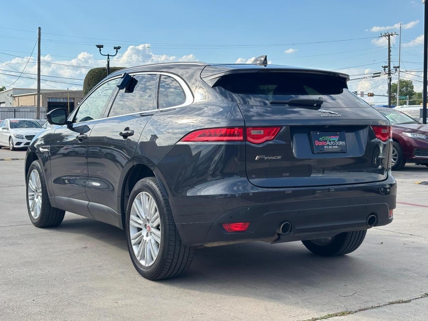 2019 Gray Jaguar F-PACE 30t Portfolio (SADCN2GX9KA) with an Ingenium 2L I-4 gasoline direct injection engine, located at 2401 E Main St., Grand Prairie, TX, 75050, (972) 262-4440, 32.748981, -96.969643 - Photo#5