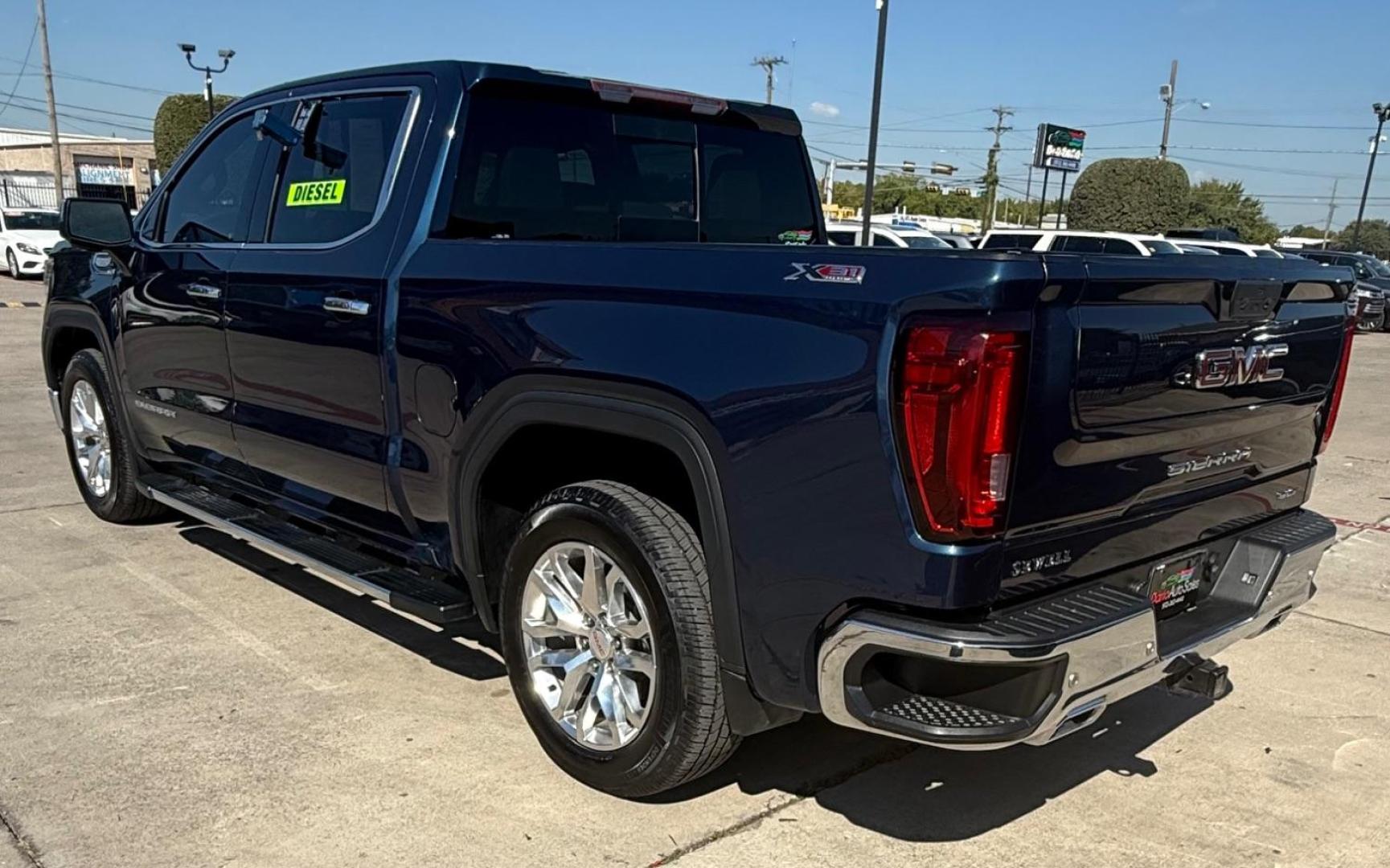 2021 Blue GMC Sierra 1500 4WD Crew Cab Short Box SLT (3GTU9DETXMG) , located at 2401 E Main St., Grand Prairie, TX, 75050, (972) 262-4440, 32.748981, -96.969643 - Photo#12