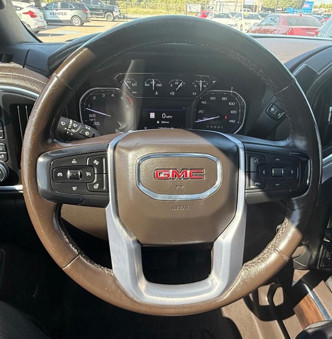 2021 Blue GMC Sierra 1500 4WD Crew Cab Short Box SLT (3GTU9DETXMG) , located at 2401 E Main St., Grand Prairie, TX, 75050, (972) 262-4440, 32.748981, -96.969643 - Photo#27