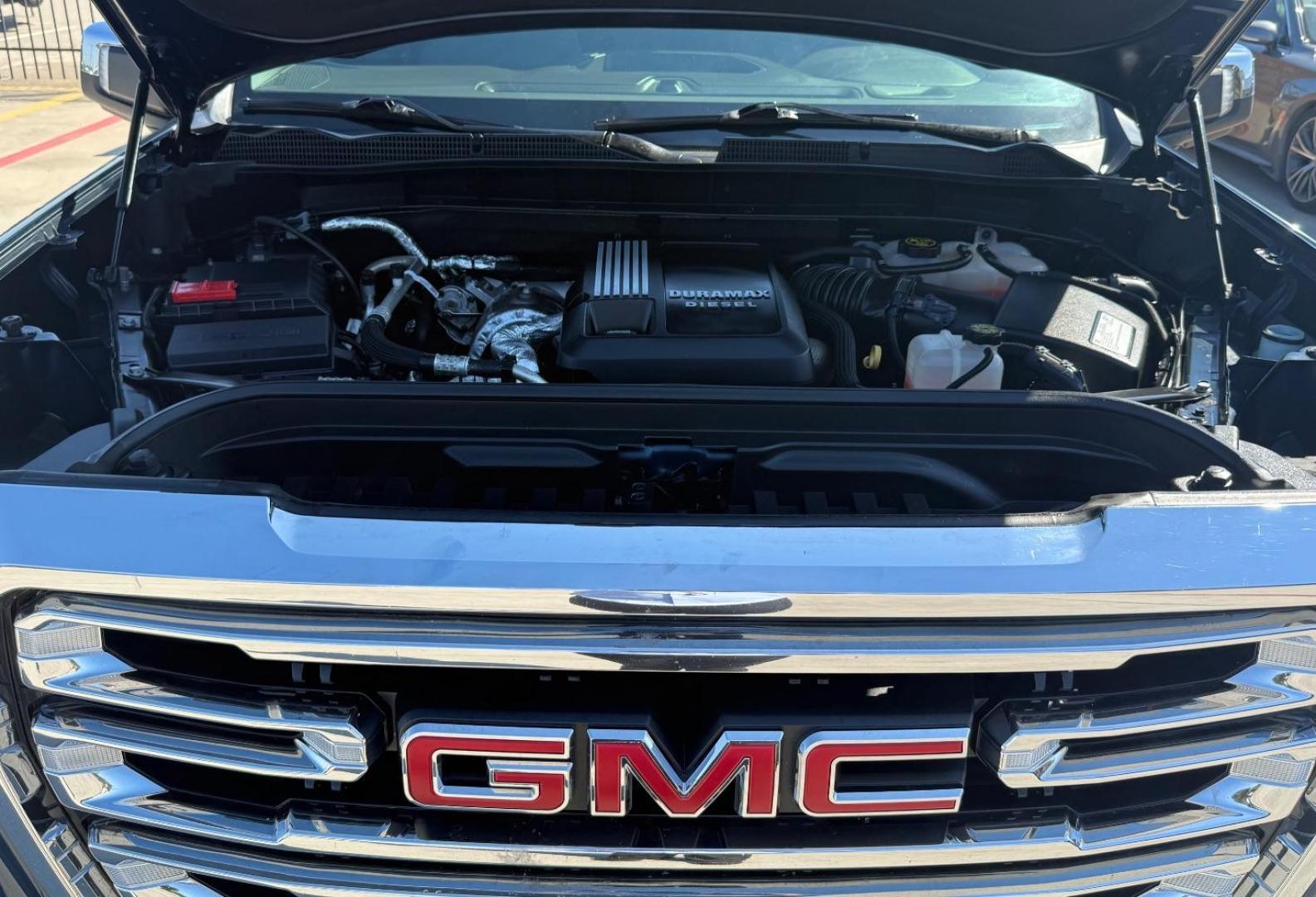 2021 Blue GMC Sierra 1500 4WD Crew Cab Short Box SLT (3GTU9DETXMG) , located at 2401 E Main St., Grand Prairie, TX, 75050, (972) 262-4440, 32.748981, -96.969643 - Photo#42
