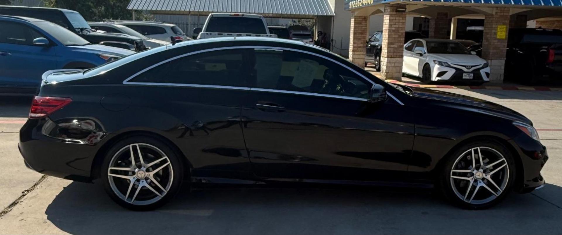 2018 Black Mercedes-Benz CLA 250 CLA (WDDSJ4EB5JN) with an 2.0L I4 F DOHC 16V engine, located at 2401 E Main St., Grand Prairie, TX, 75050, (972) 262-4440, 32.748981, -96.969643 - Photo#12