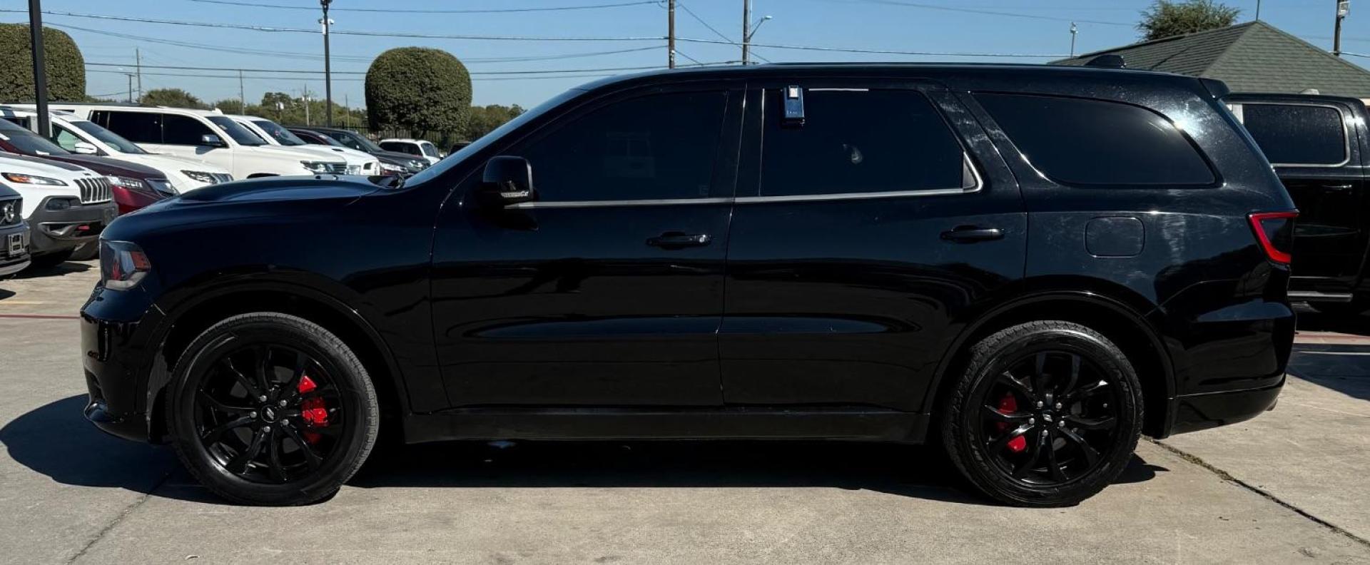 2019 Black Dodge Durango R/T RWD (1C4SDHCT2KC) with an HEMI 5.7L V-8 VVT variable valve control engine, located at 2401 E Main St., Grand Prairie, TX, 75050, (972) 262-4440, 32.748981, -96.969643 - Photo#5