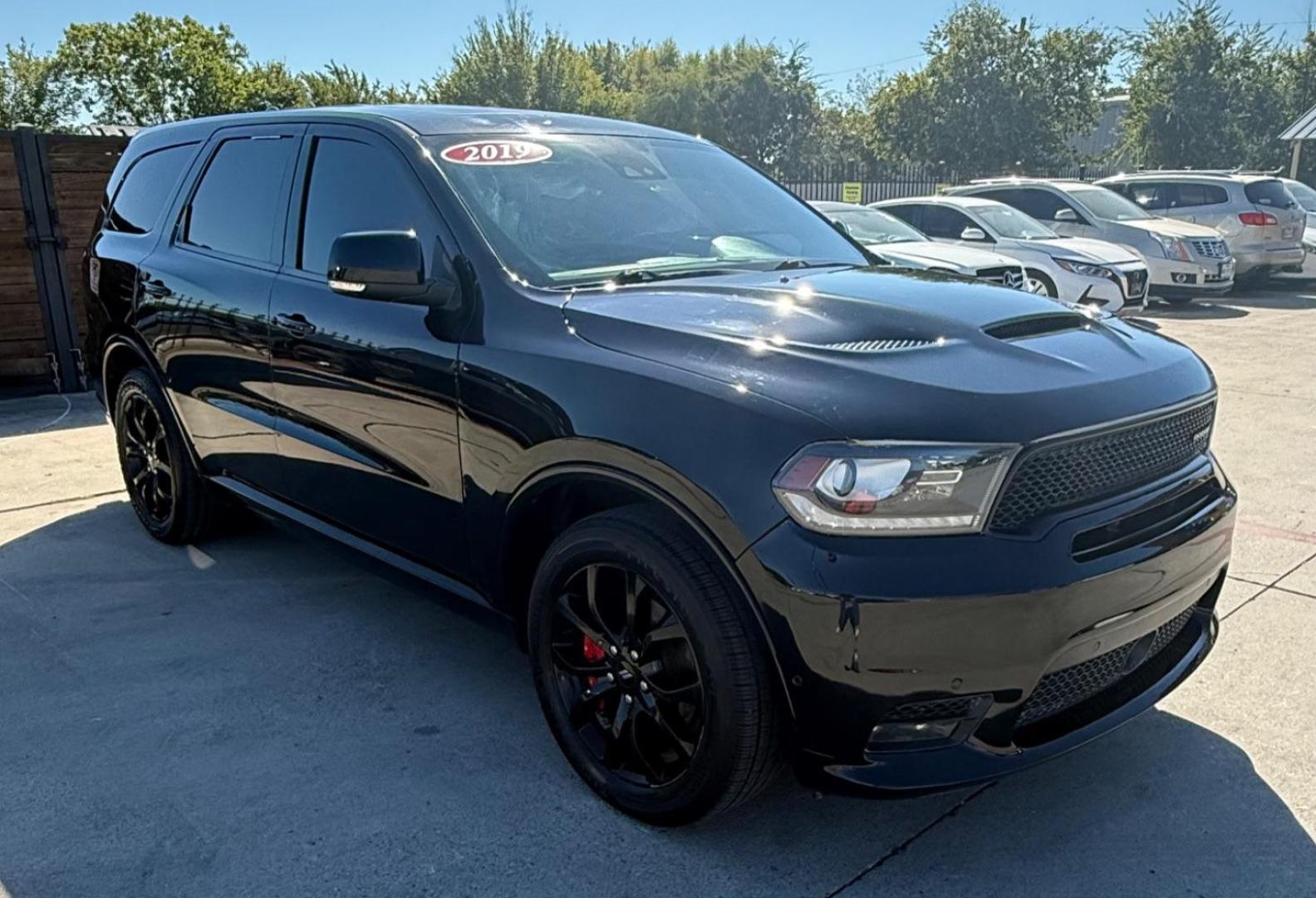 2019 Black Dodge Durango R/T RWD (1C4SDHCT2KC) with an HEMI 5.7L V-8 VVT variable valve control engine, located at 2401 E Main St., Grand Prairie, TX, 75050, (972) 262-4440, 32.748981, -96.969643 - Photo#18