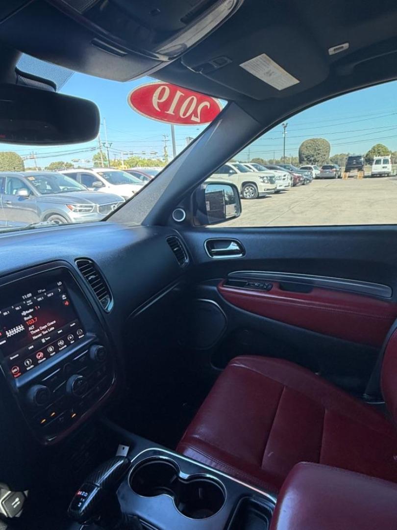 2019 Black Dodge Durango R/T RWD (1C4SDHCT2KC) with an HEMI 5.7L V-8 VVT variable valve control engine, located at 2401 E Main St., Grand Prairie, TX, 75050, (972) 262-4440, 32.748981, -96.969643 - Photo#30