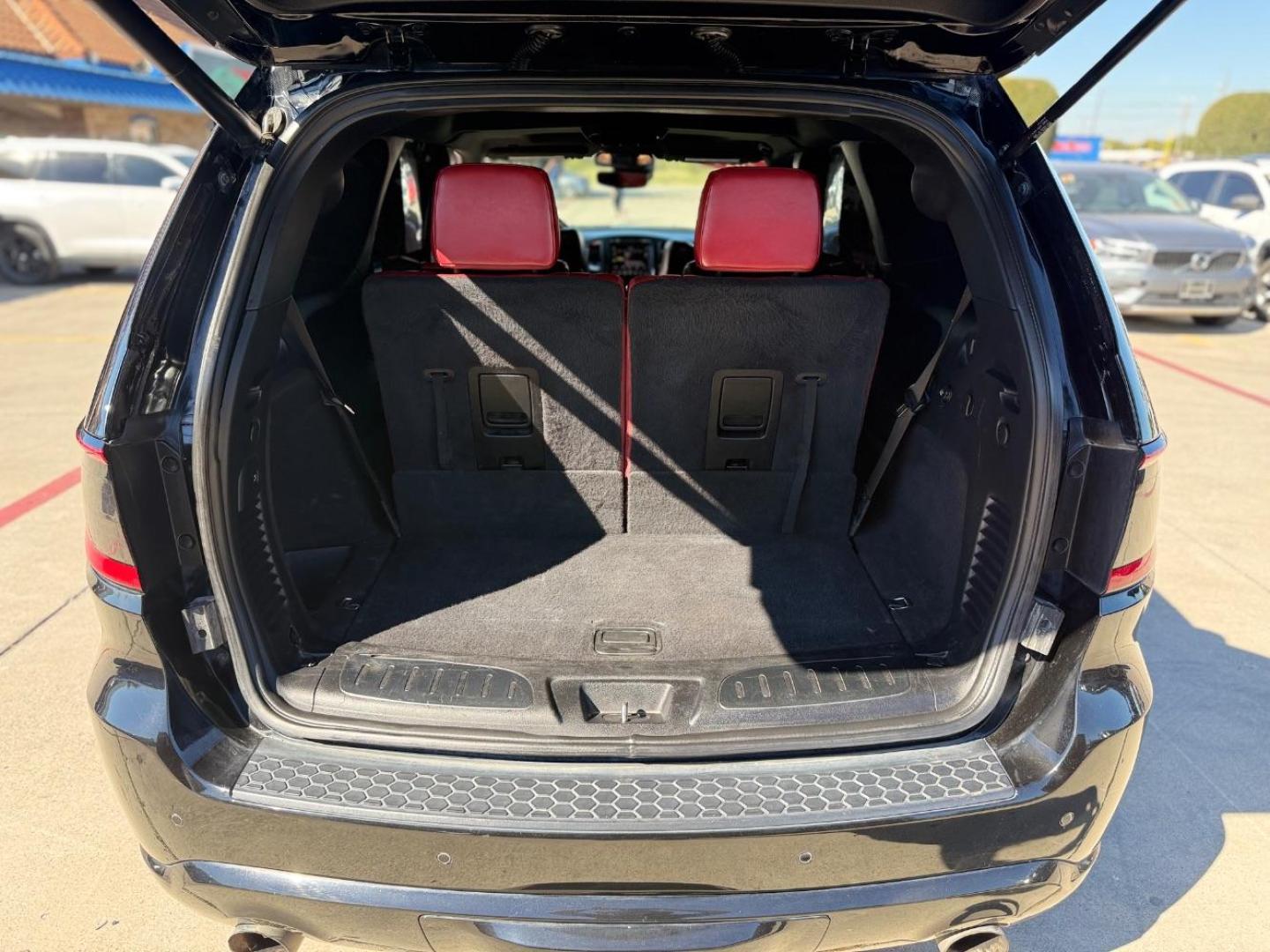 2019 Black Dodge Durango R/T RWD (1C4SDHCT2KC) with an HEMI 5.7L V-8 VVT variable valve control engine, located at 2401 E Main St., Grand Prairie, TX, 75050, (972) 262-4440, 32.748981, -96.969643 - Photo#34