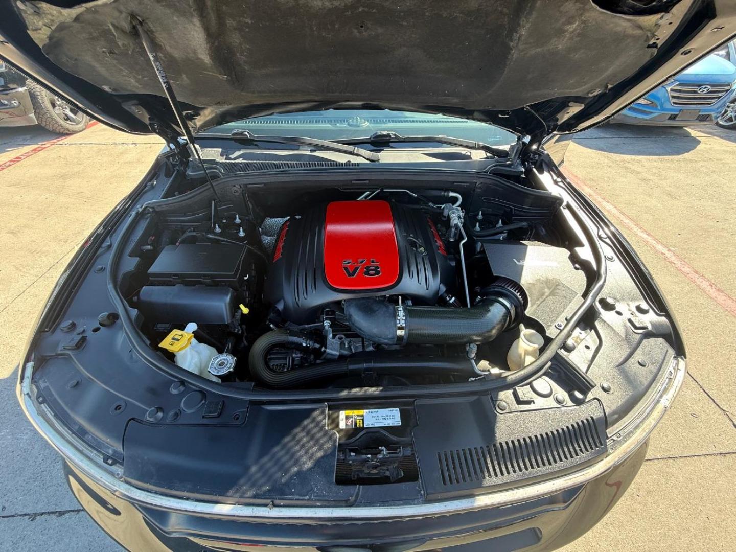2019 Black Dodge Durango R/T RWD (1C4SDHCT2KC) with an HEMI 5.7L V-8 VVT variable valve control engine, located at 2401 E Main St., Grand Prairie, TX, 75050, (972) 262-4440, 32.748981, -96.969643 - Photo#36