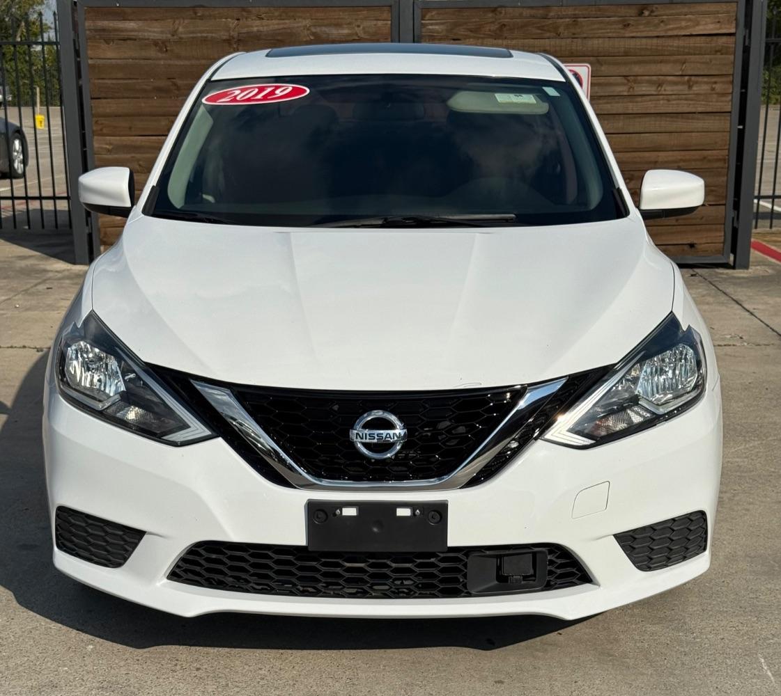photo of 2019 Nissan Sentra SV