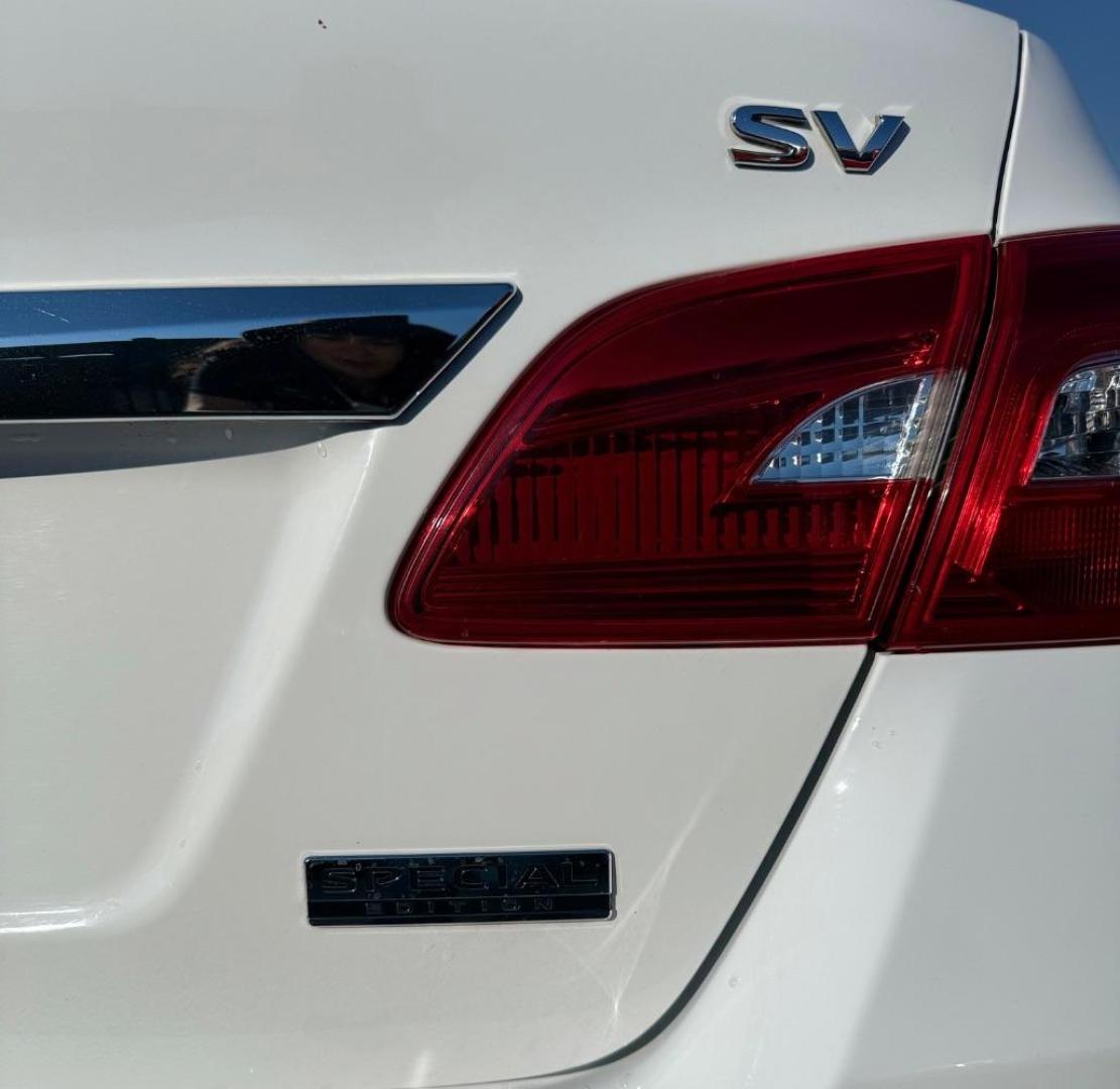 2019 Gray Nissan Versa 1.6 SV (3N1CN7AP8KL) with an 1.6L I-4 DOHC engine, located at 2401 E Main St., Grand Prairie, TX, 75050, (972) 262-4440, 32.748981, -96.969643 - Photo#11