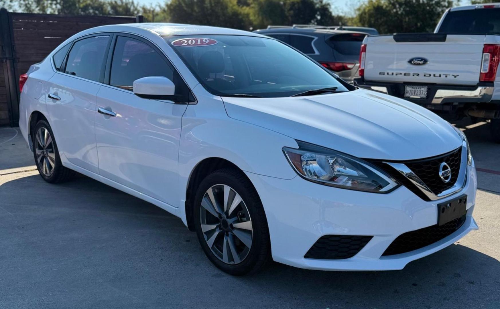 2019 Gray Nissan Versa 1.6 SV (3N1CN7AP8KL) with an 1.6L I-4 DOHC engine, located at 2401 E Main St., Grand Prairie, TX, 75050, (972) 262-4440, 32.748981, -96.969643 - Photo#18