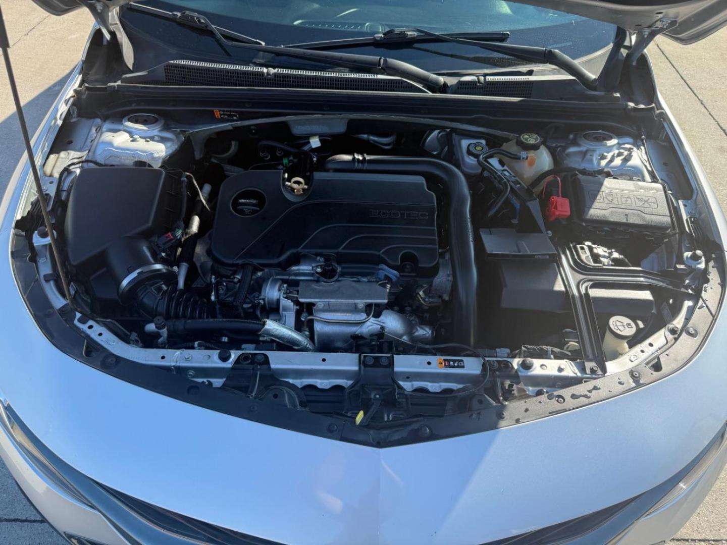 2019 Silver Chevrolet Malibu RS (1G1ZG5ST7KF) with an ECOTEC 1.5L I-4 gasoline direct injection engine, located at 2401 E Main St., Grand Prairie, TX, 75050, (972) 262-4440, 32.748981, -96.969643 - Photo#35