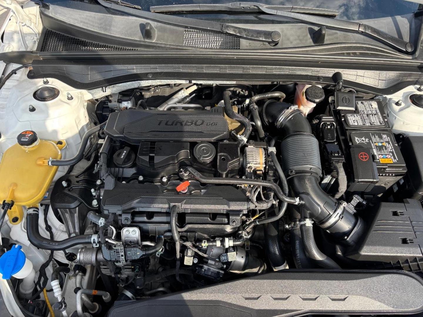 2021 White Kia K5 GT-Line (5XXG64J27MG) with an Gamma-II 1.6L I-4 gasoline direct injection engine, located at 2401 E Main St., Grand Prairie, TX, 75050, (972) 262-4440, 32.748981, -96.969643 - Photo#19