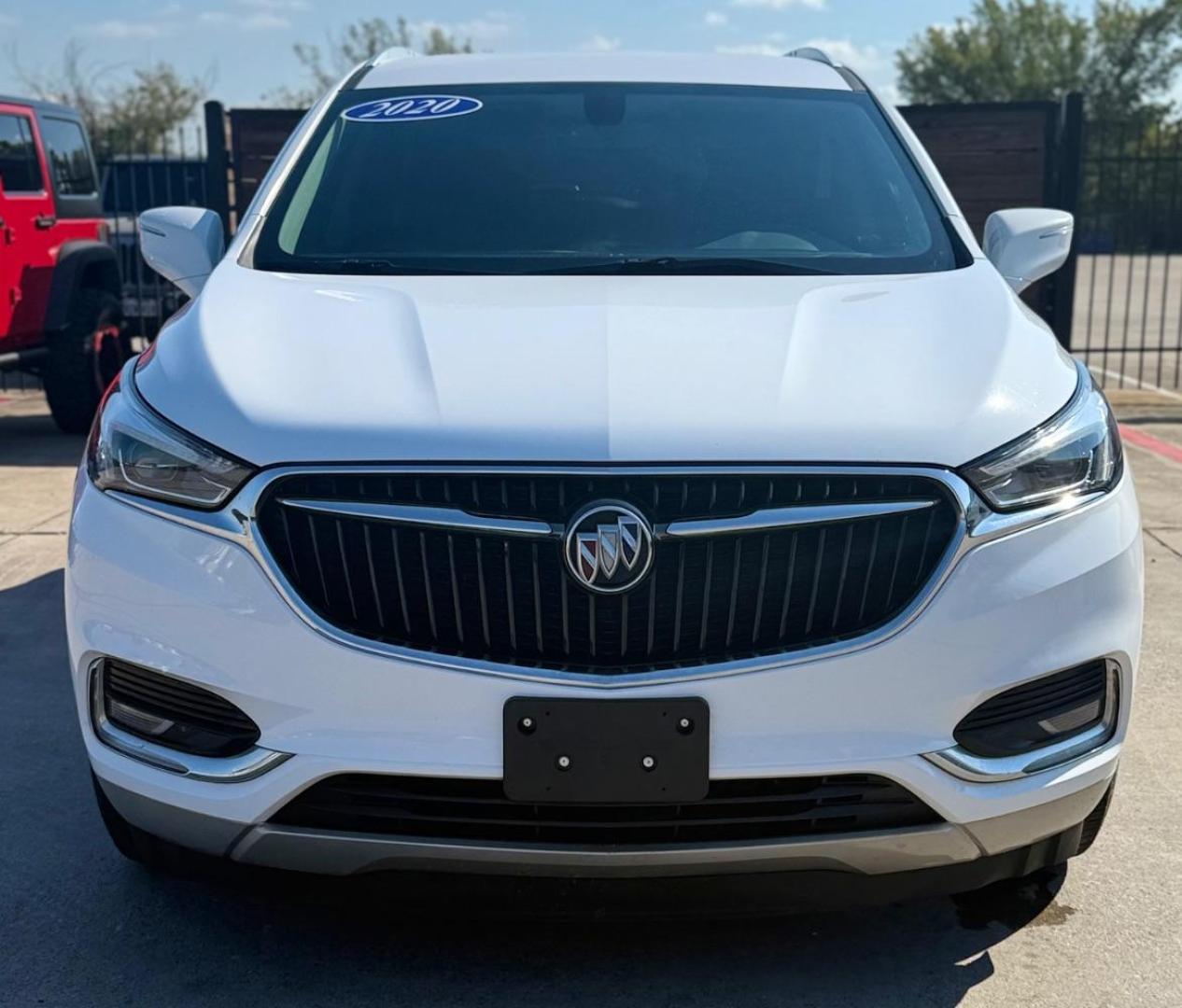 2020 White Buick Enclave FWD Preferred (5GAERAKW5LJ) with an 3.6L V-6 gasoline direct injection engine, located at 2401 E Main St., Grand Prairie, TX, 75050, (972) 262-4440, 32.748981, -96.969643 - Photo#0