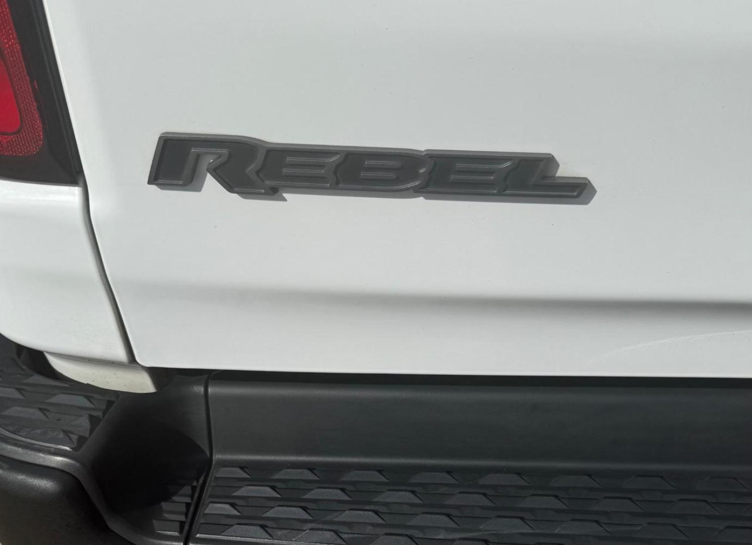 2019 White Ram 1500 Rebel Crew Cab 4x4 5'7 Box (1C6SRFLT4KN) , located at 2401 E Main St., Grand Prairie, TX, 75050, (972) 262-4440, 32.748981, -96.969643 - Photo#9